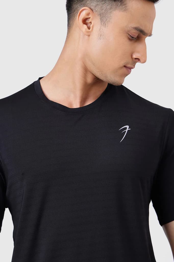 Ember Running T-shirt Black — photo 3