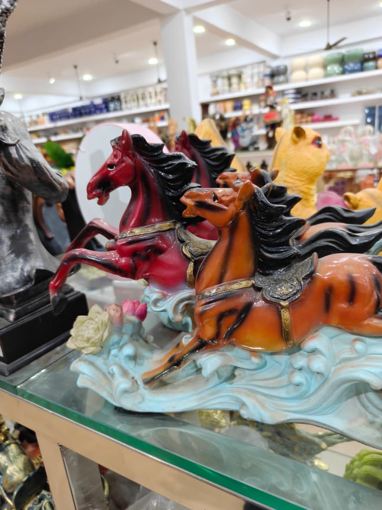Horse Figurine | Decorative | Porcelain | Brown