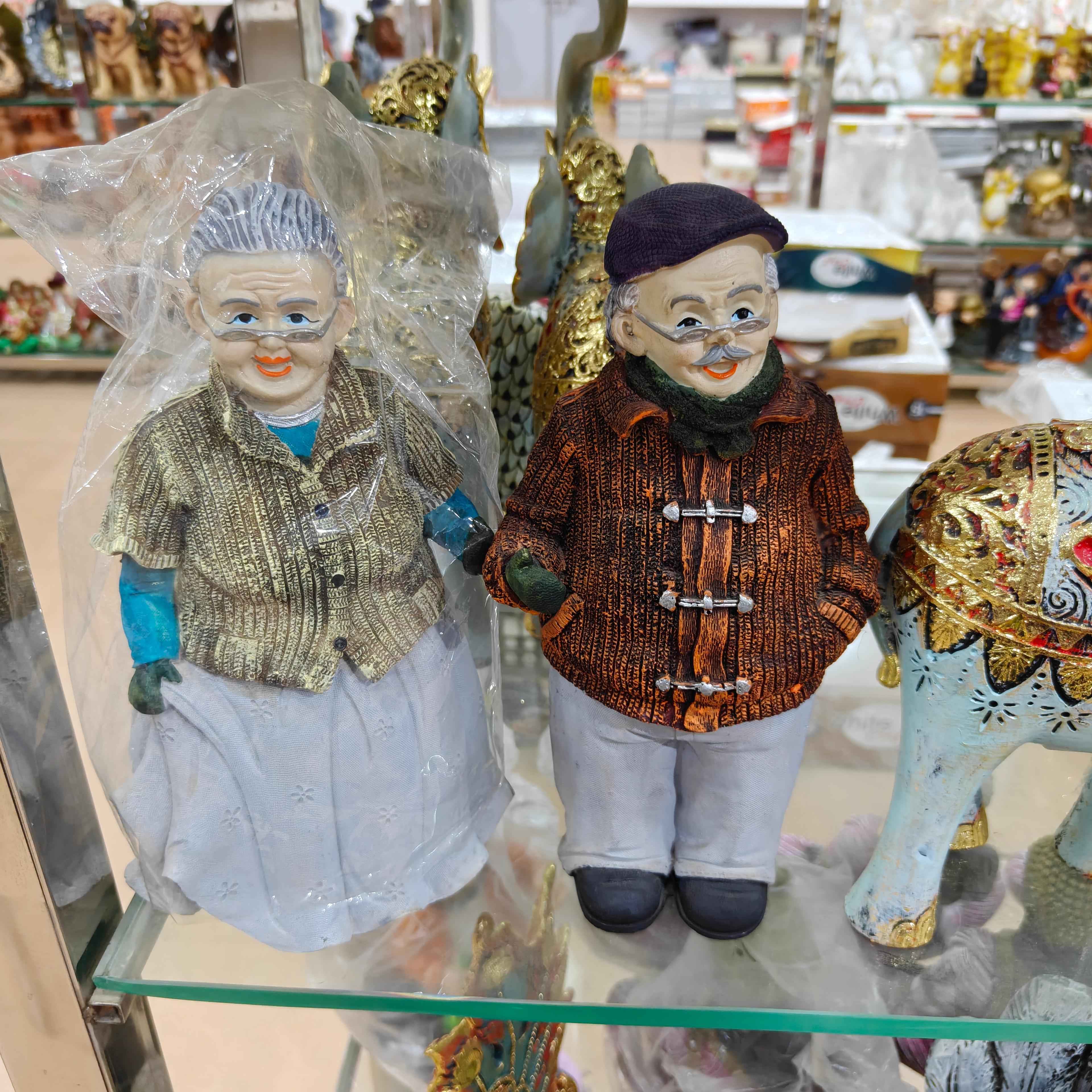 Ceramic Figurines | Decorative | Ceramic | Gold, Brown, White