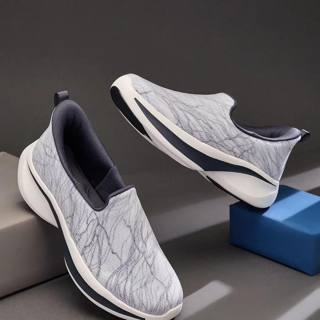 GRASP White Women's Walking Shoes