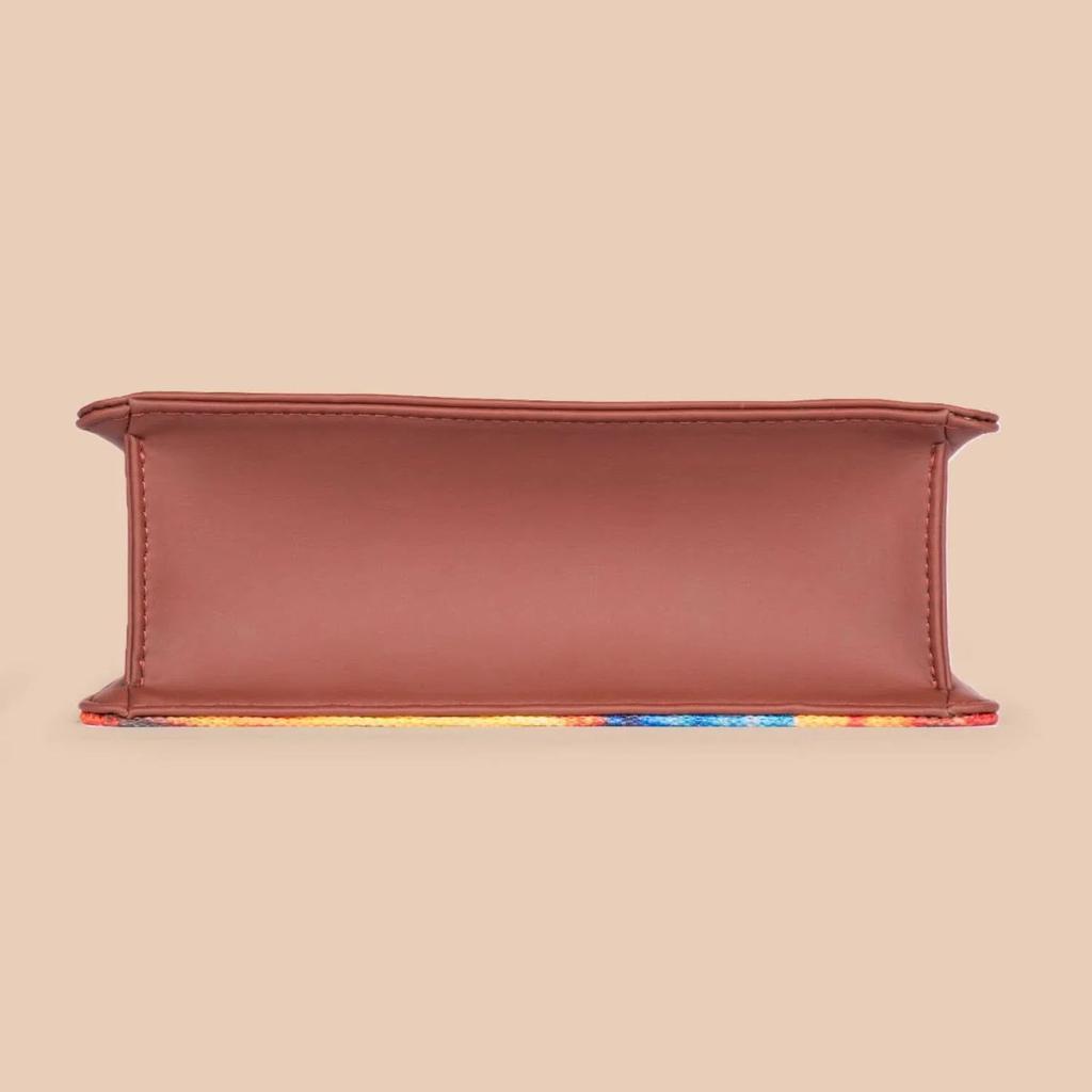 Mughal Garden Beyond Basic Sling Bag — photo 7