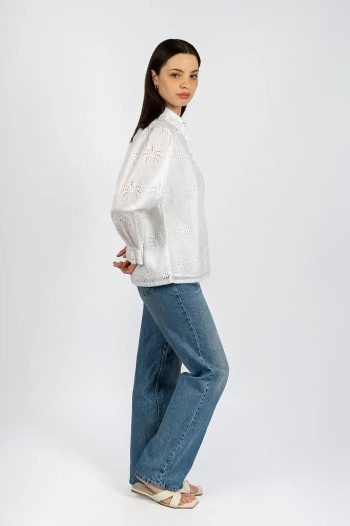 Cotton Schiffly Solid White Collared Top — photo 3