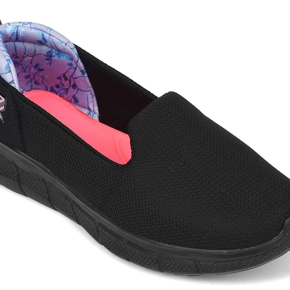 Leap7x Black Sports Non Lacing Walking Shoes For Women KAPPER By Liberty — photo 4