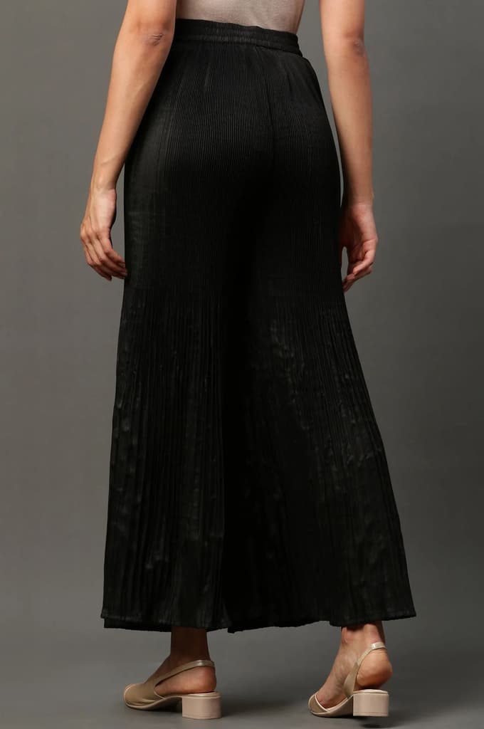 Black Solid Flared Woven Sharara With Pleats — photo 3