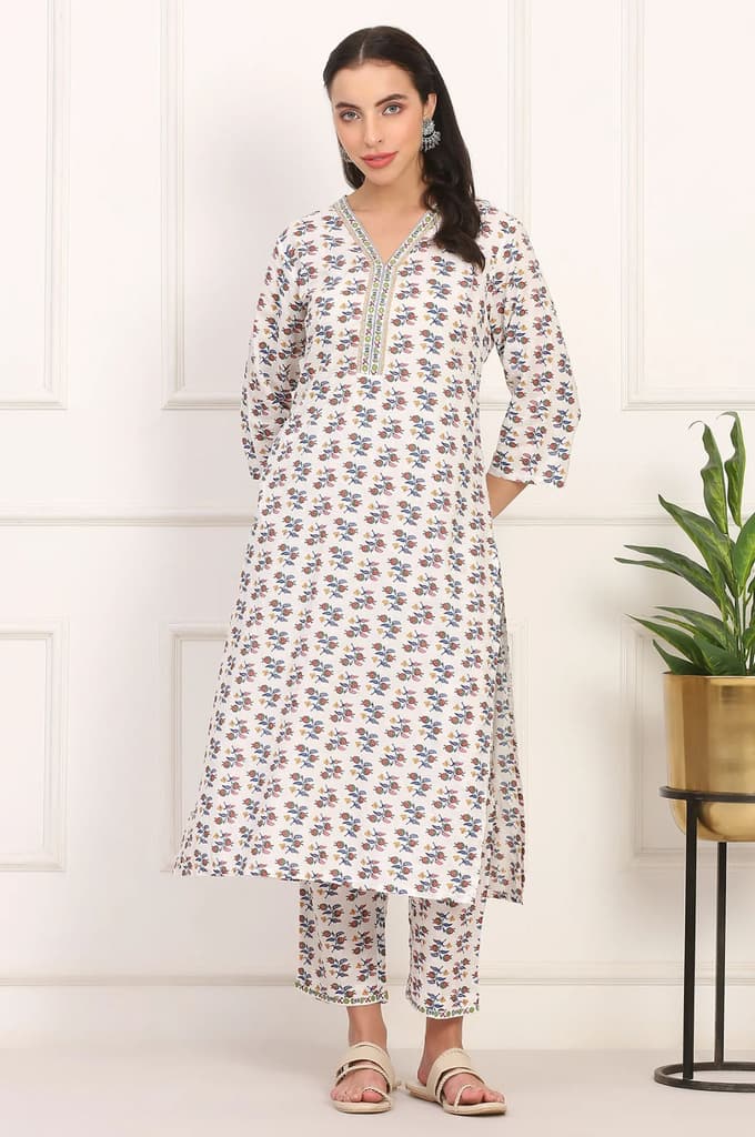 White Floral Printed Straight Pure Cotton Kurta and Straight Pant Co-ord Set — photo 2
