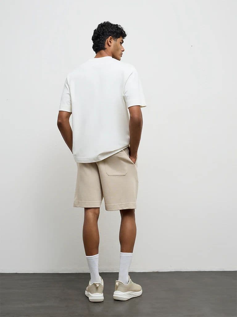 Nuoflexx Light Beige Relaxed-Fit Mid-Rise Shorts — photo 4