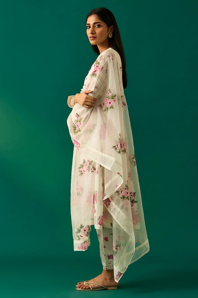 Off White Dori Embroidery Flared Silver Chiffon Kurta, Pants and Dupatta Set — photo 5