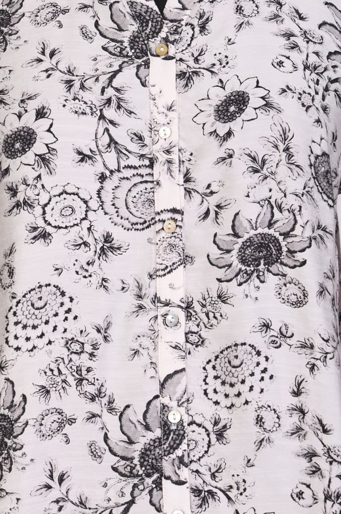 Off-White Geometric Printed Straight Shirt — photo 6