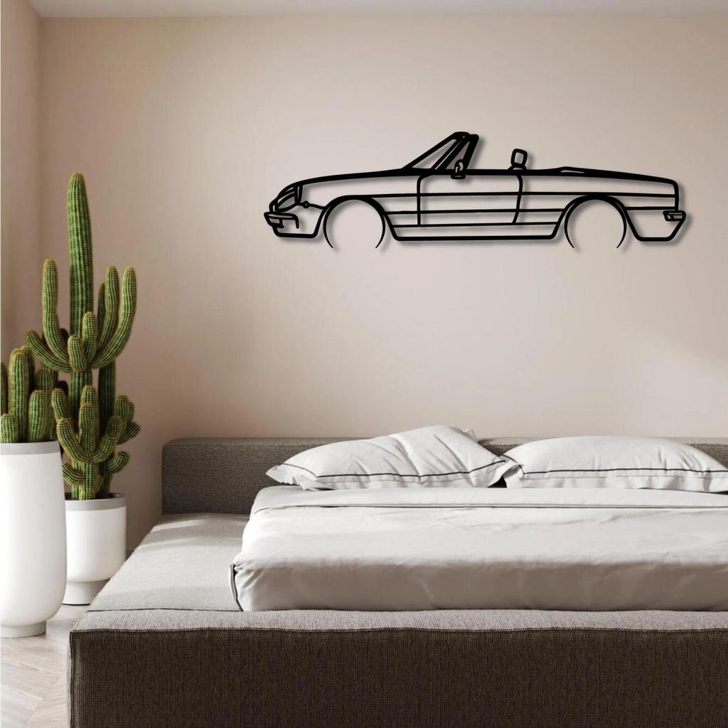 ALFA ROMEO DUETTO SPIDER SERIES 2 1966 METAL WALL ART — photo 3
