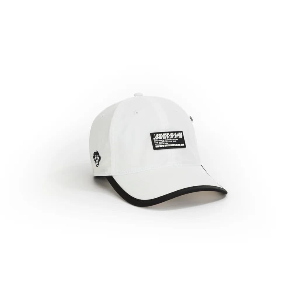 Foldable outdoor baseball cap with pocket // white