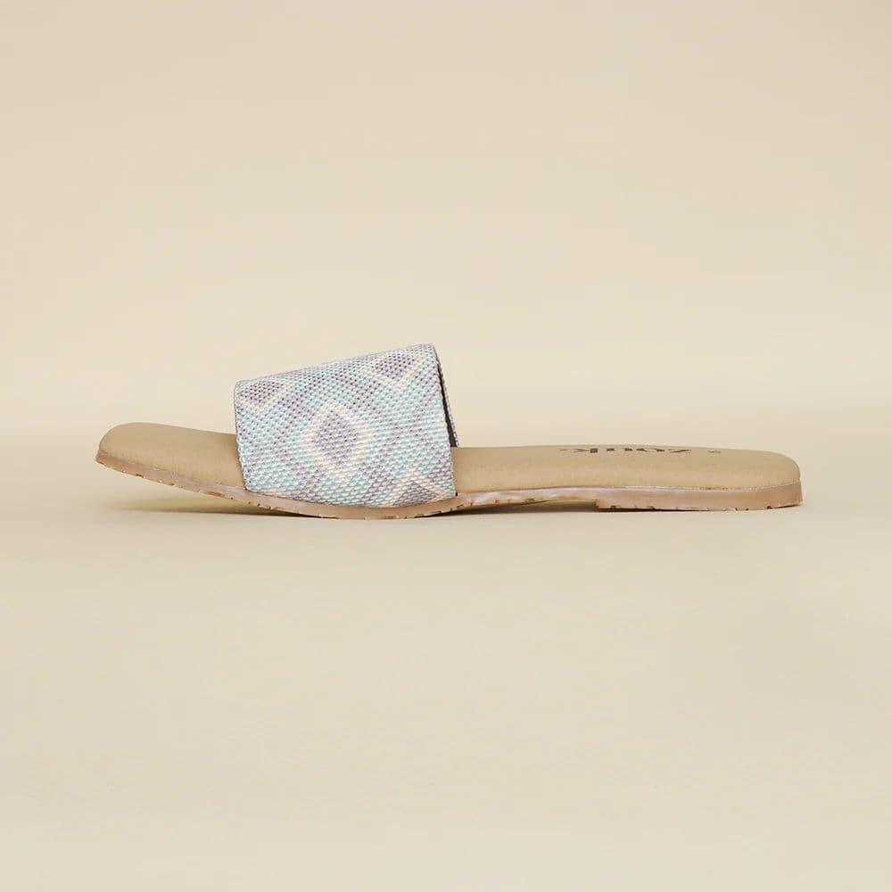 Umaid Diamond Casual Flats — photo 10