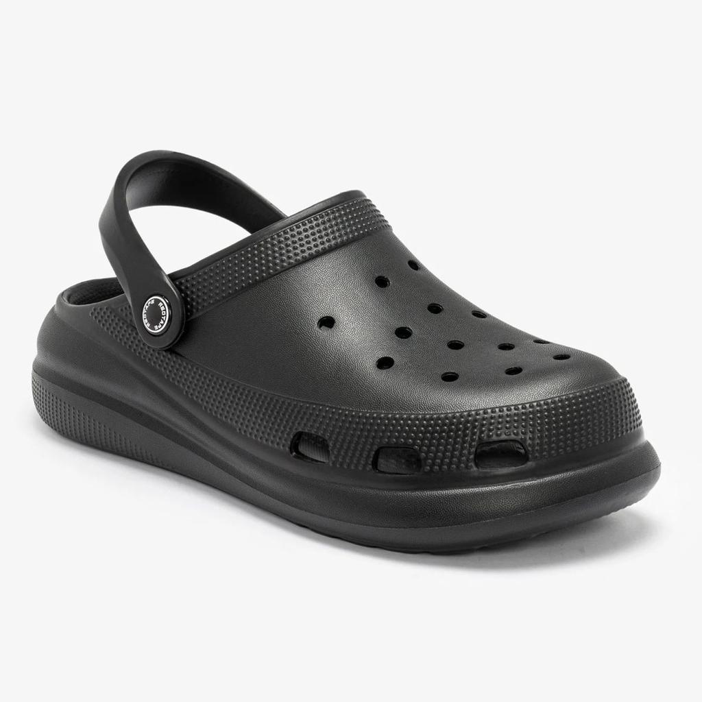 Clogs for Men for Casual Poolside Comfort