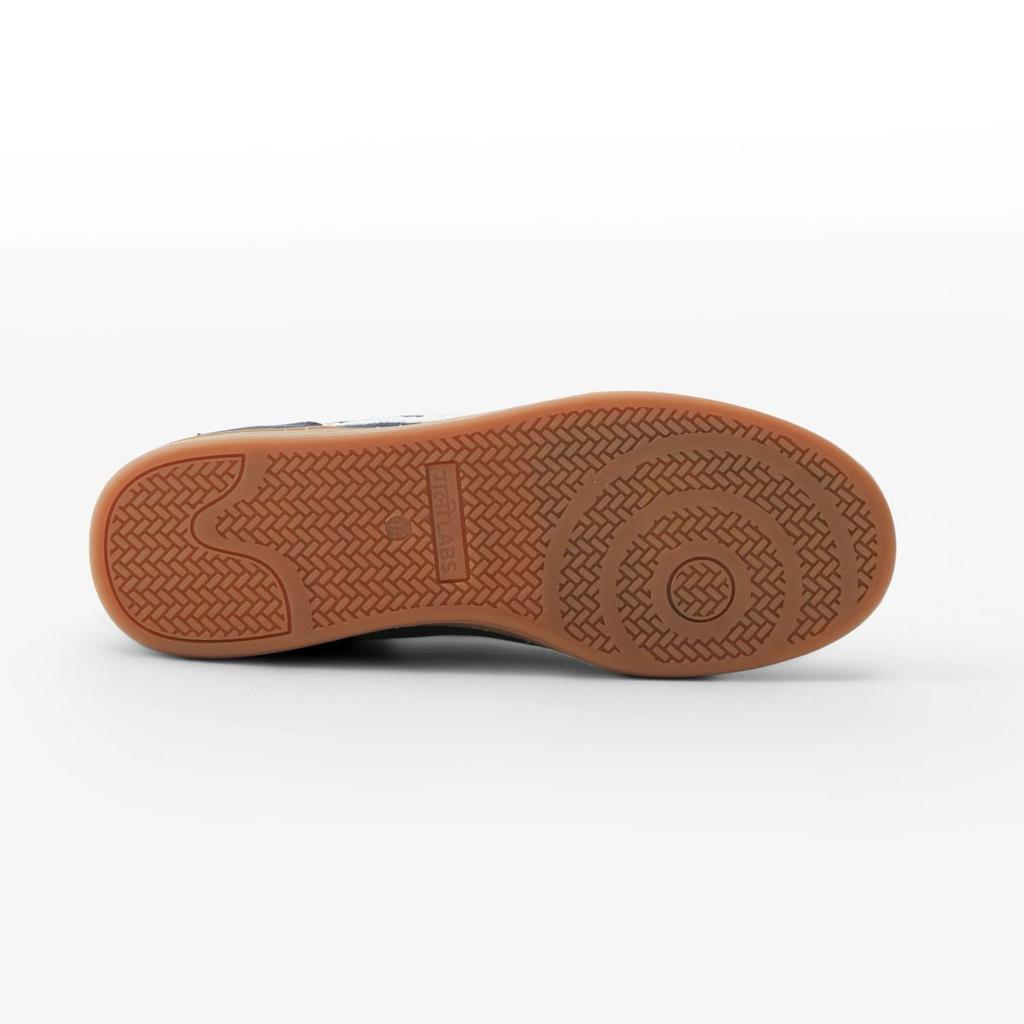 Gully Number 001 - Baaz Leila Navy — photo 6