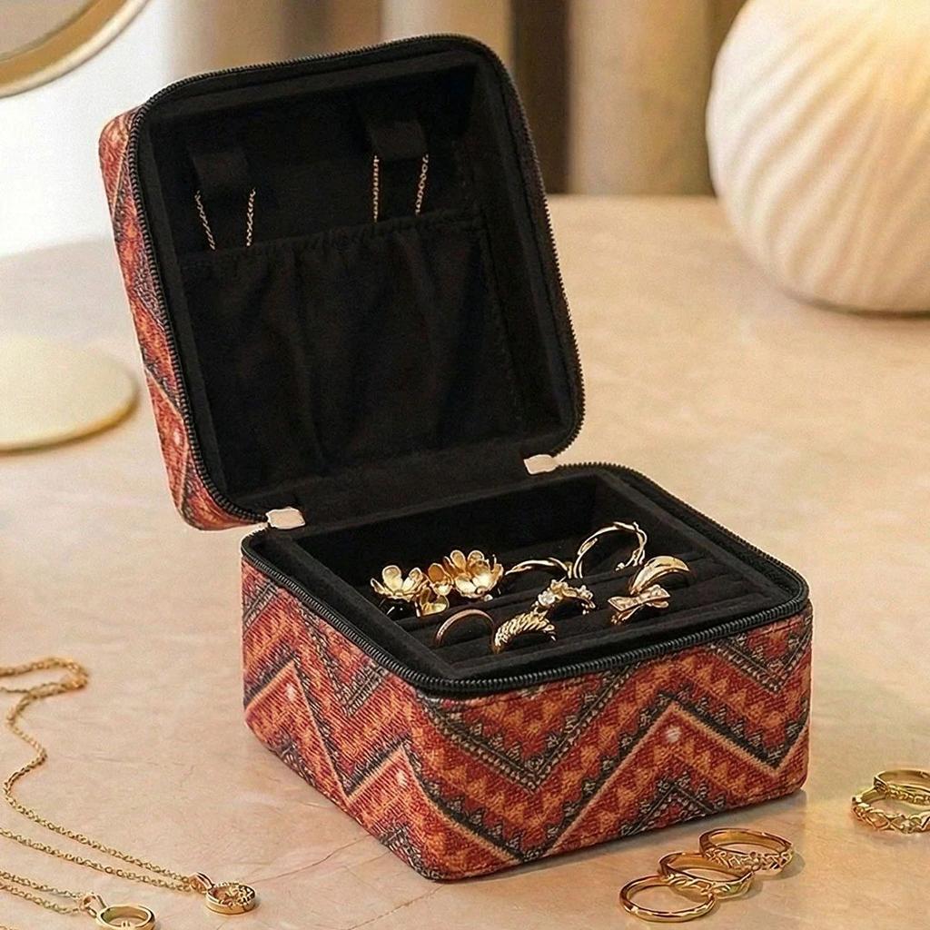 Dharwad Leher Noor Jewellery Box — photo 2