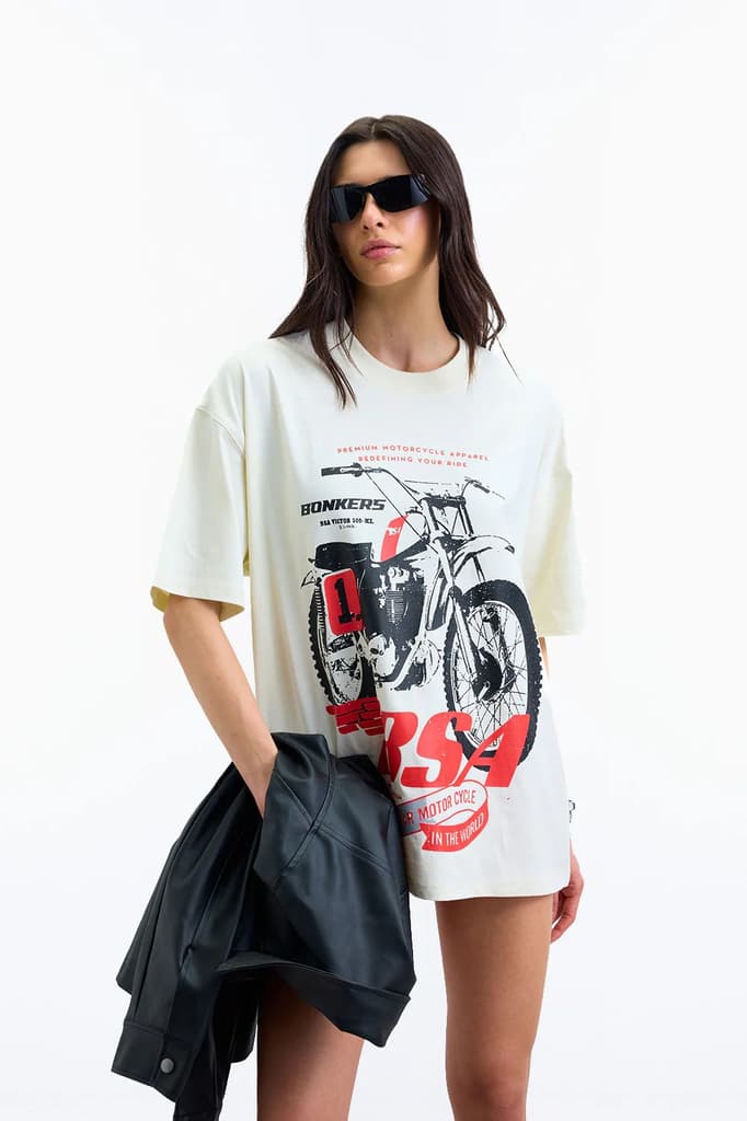 Dirt Racer Oversized T-shirt — photo 3