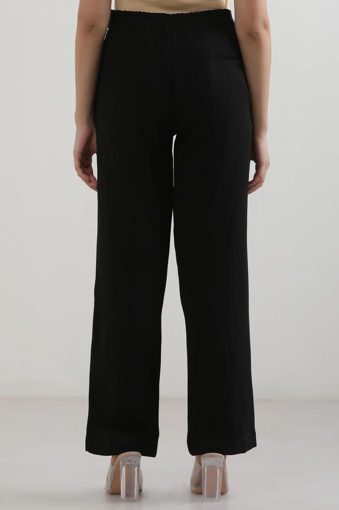 Black Solid Straight Fit Woven Pants With Zipper Closure — photo 5