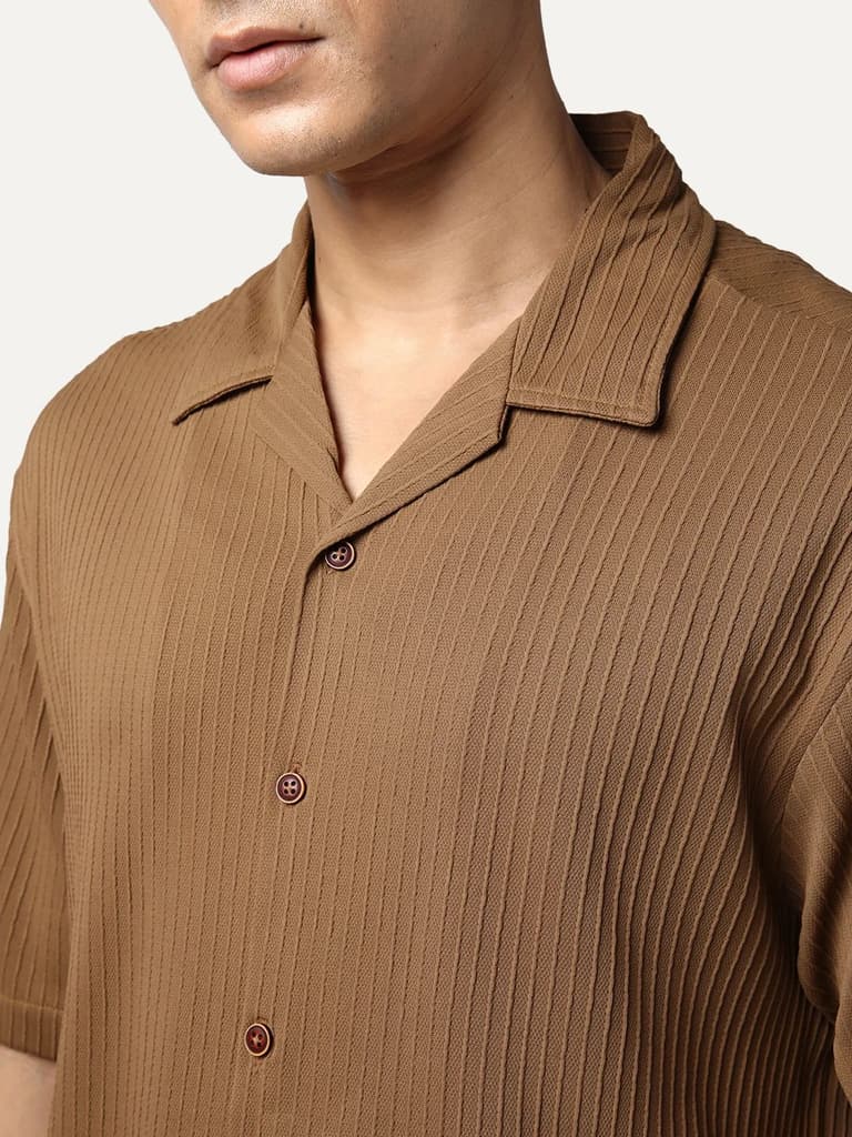 Men's Mocha Cotton Half Sleeve Oversized Fit Textured Shirt with Cuban Collar — photo 5