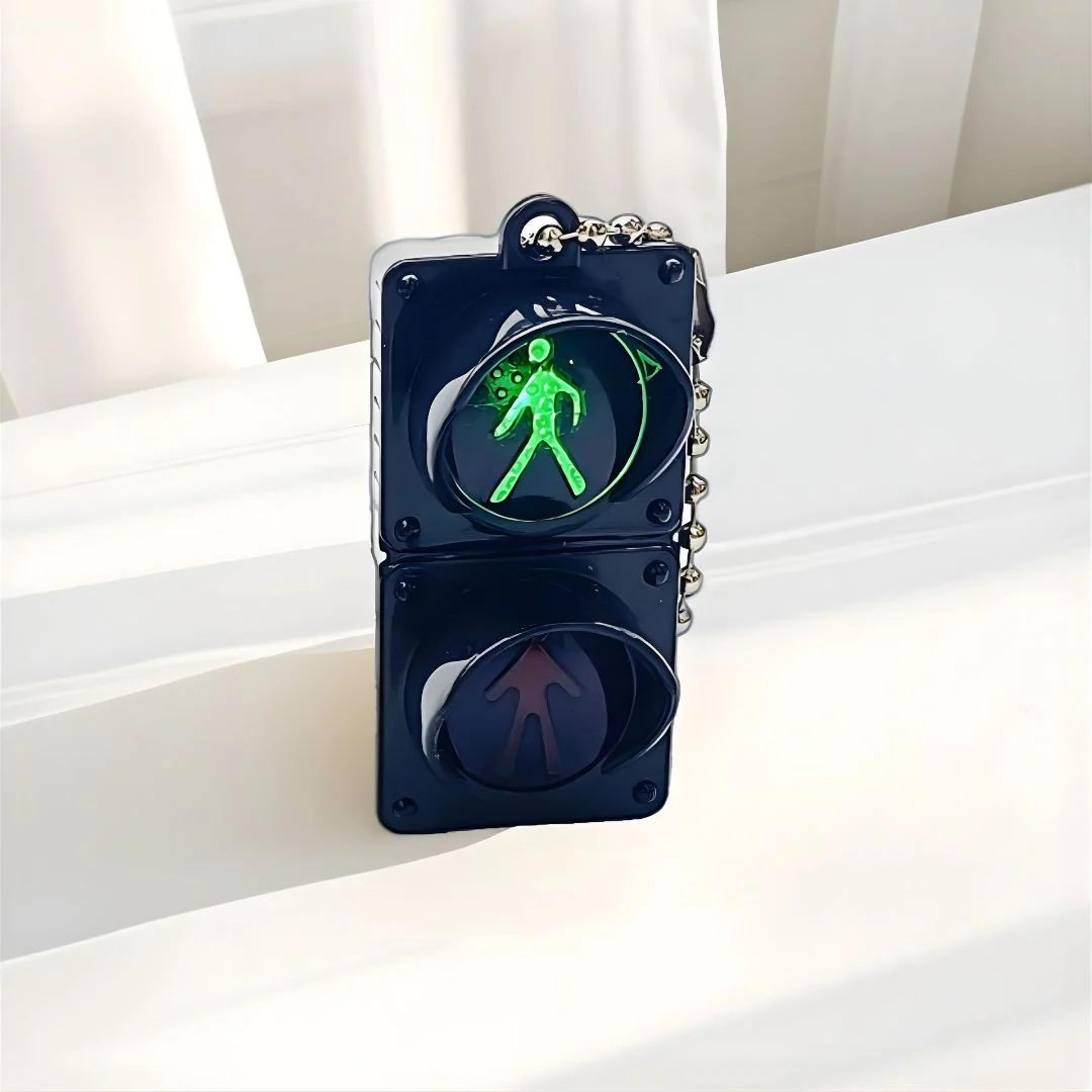 Traffic Light Keychain with LED Lights