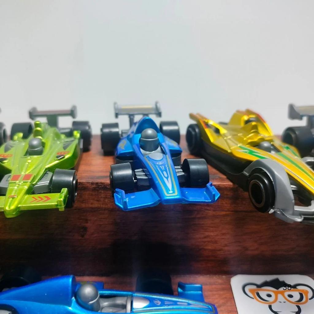 Miniature F1 Race Cars for Collectors (1 Piece) — photo 2