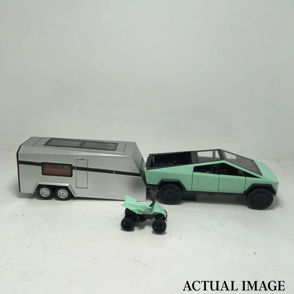 Die-Cast RV Trailer | 1 : 32 Pickup Truck with Motorcycle — photo 6
