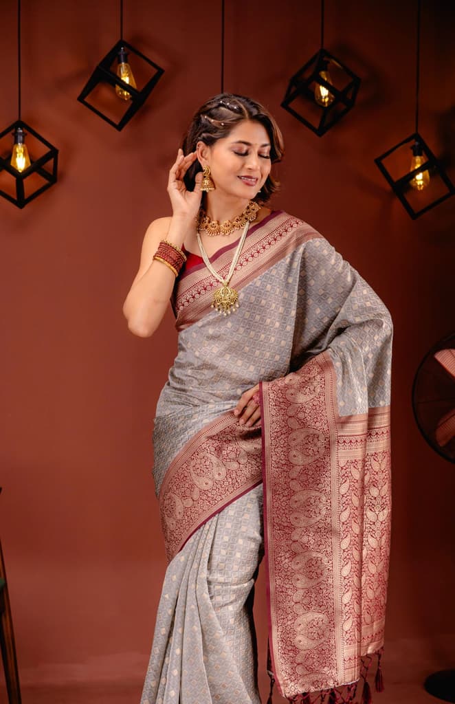 Mimosa Women's Woven Design Kanjivaram Style Art Silk Saree With Blouse Piece : SA00001612BEGFREE — photo 2