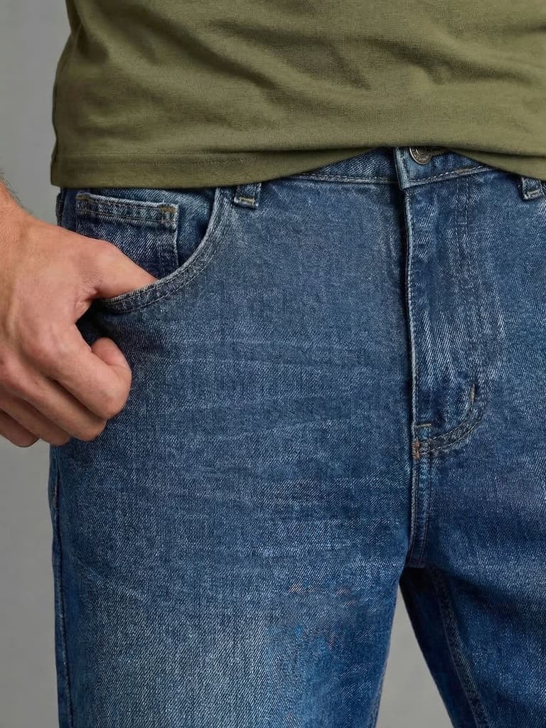 Men's Light Blue Relaxed Fit Washed Denim Jeans Non-Stretchable — photo 6