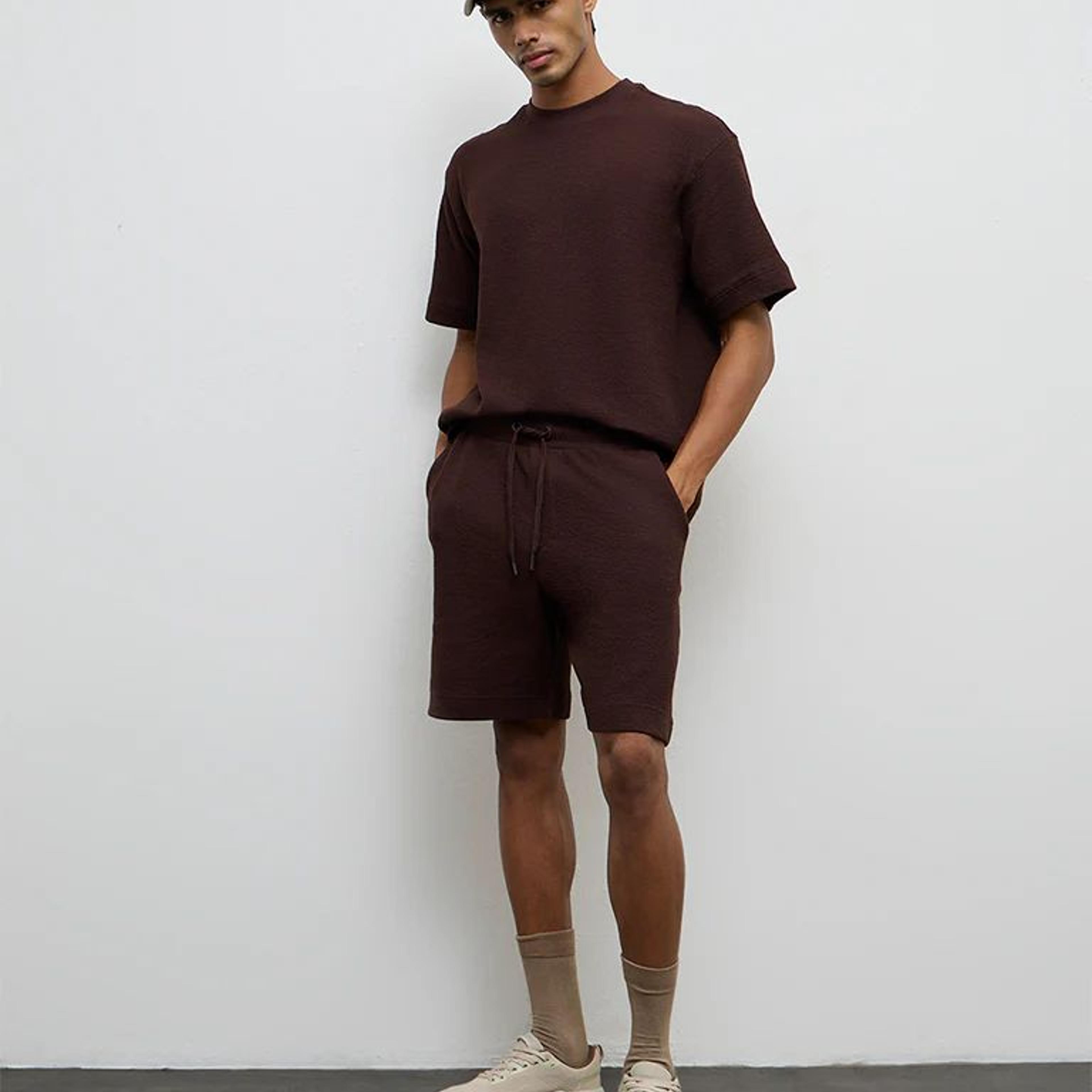 Nuoflexx Dark Brown Textured Relaxed-Fit Mid-Rise Cotton-Blend Shorts