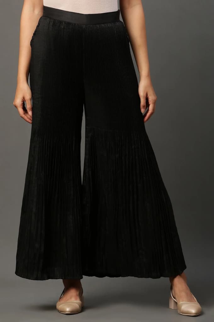 Black Solid Flared Woven Sharara With Pleats