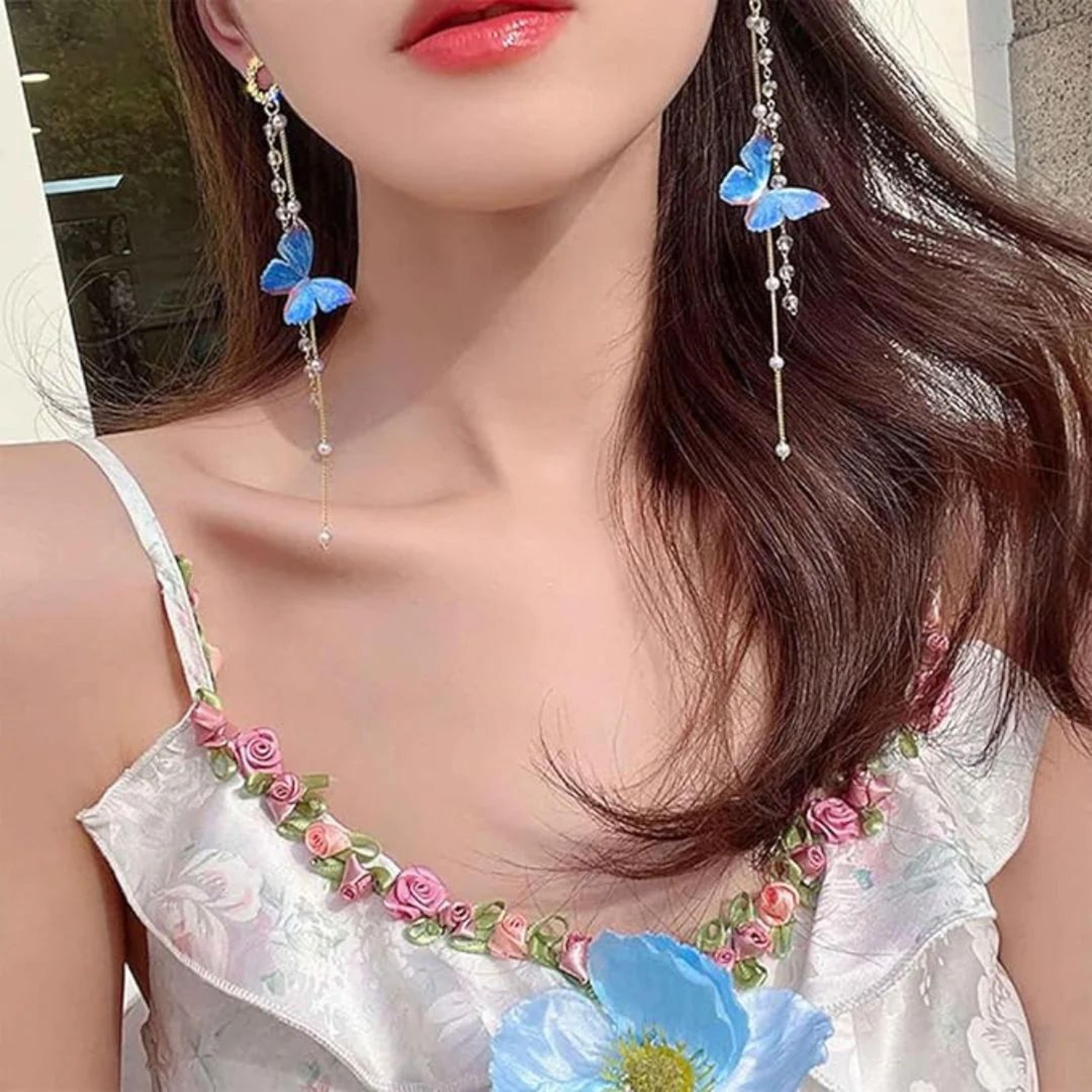 Butterfly Kisses – Pearl Drop Earrings