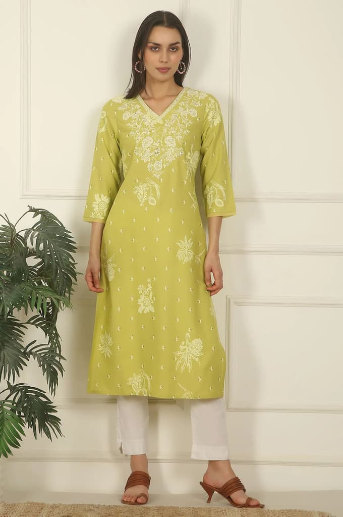 Green Floral Printed Rayon Straight Kurta with Embroidered Yoke — photo 2