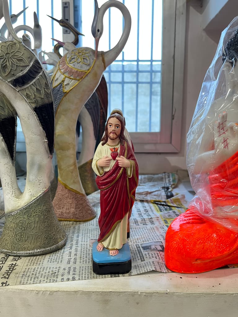 Jesus Statue | Sculpture | Bronze | Brown