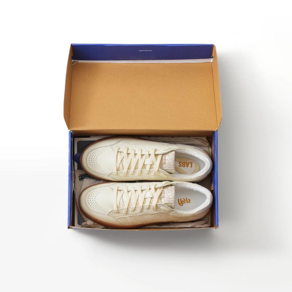 Gully Number 001 - DVAITA Calico White — photo 8