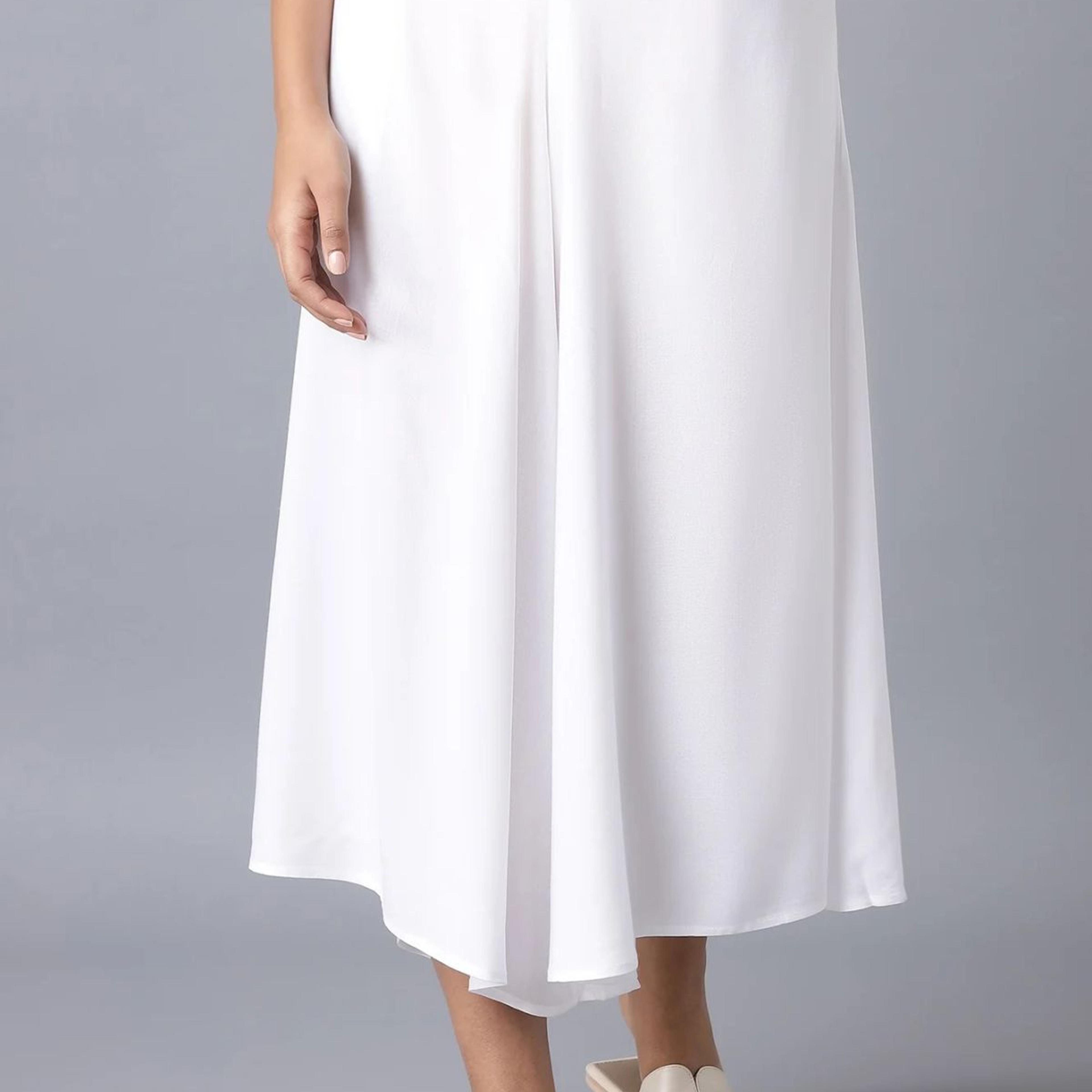 Elleven Women's White Solid Relaxed Fit Ankle Length Mid Rise Cullotes