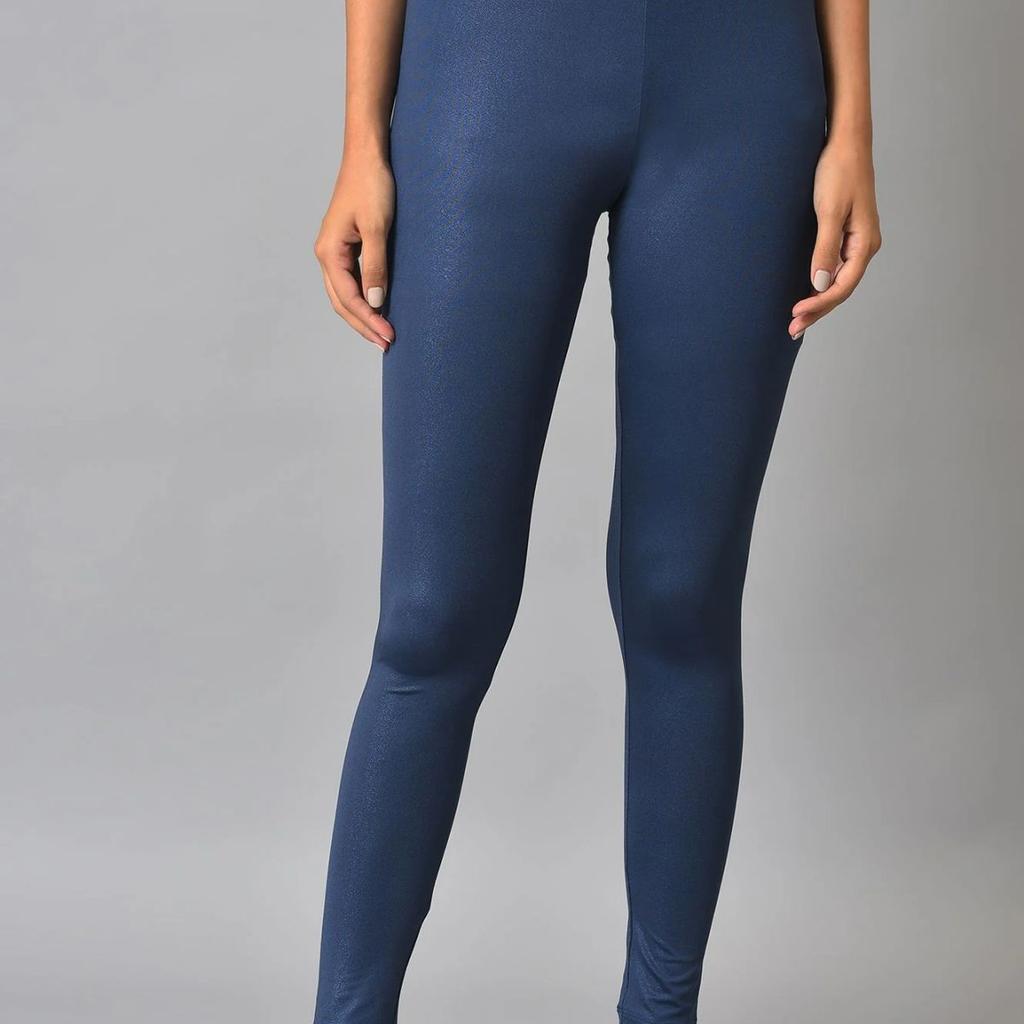 Blue Solid Skinny Fit Tights With Slip On Closure