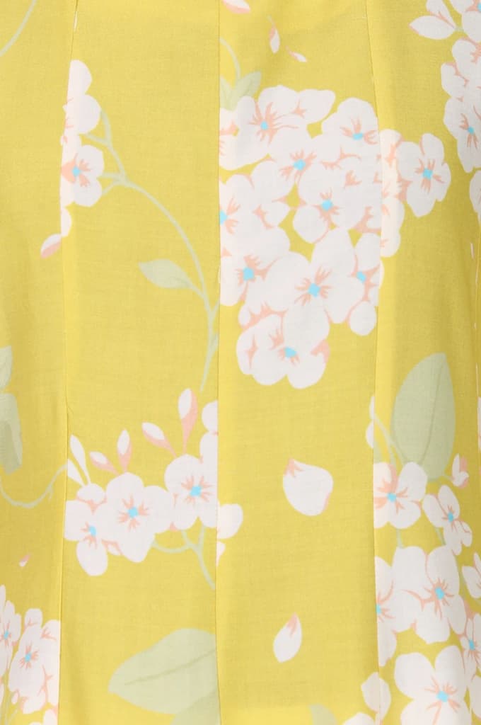 Yellow Floral Printed Cotton Flax Flared Kurta — photo 3