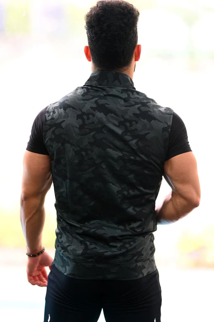 Camo Sleeveless Jacket Black — photo 5