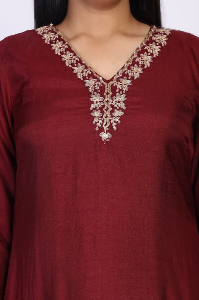 Maroon Embroidered A-Line Silk Kurta — photo 3