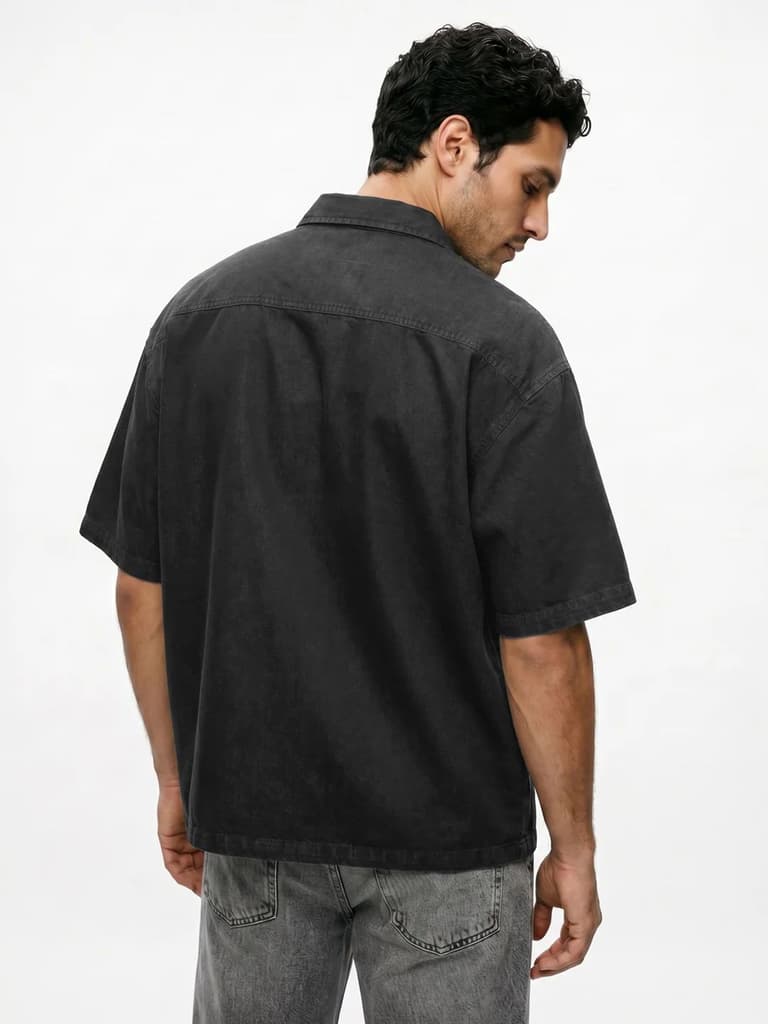 Men's Black Oversized Fit Half Sleeve Solid Casual Denim Shirt — photo 3