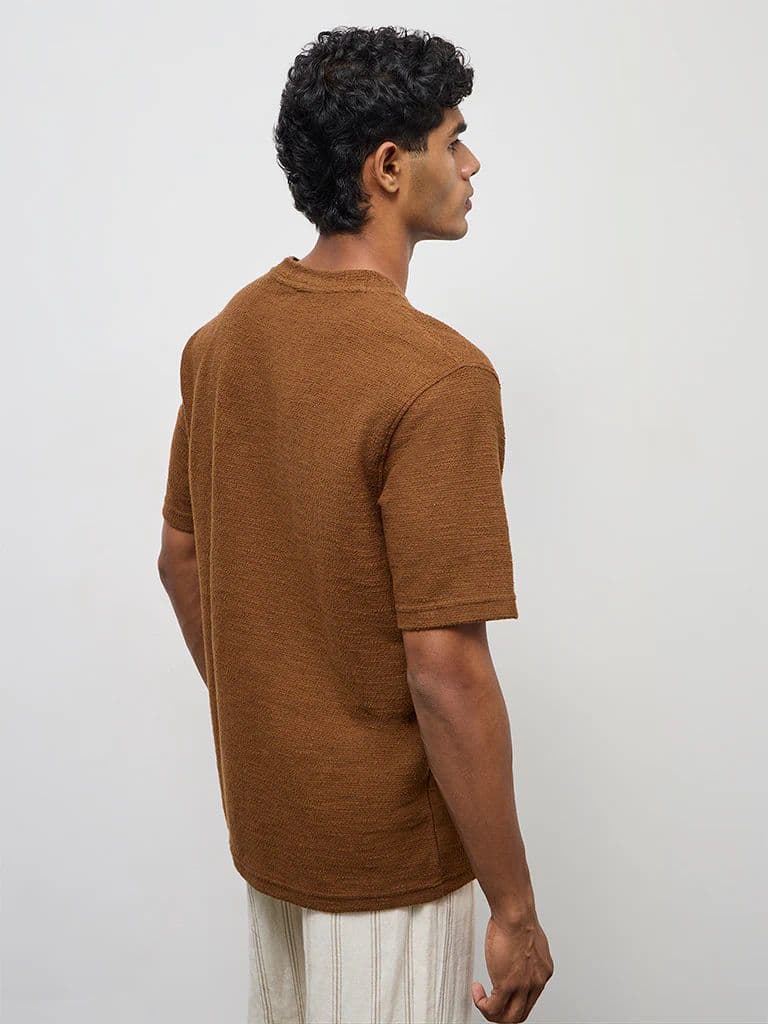 ETA Brown Textured Relaxed-Fit Cotton-Blend T-Shirt — photo 5