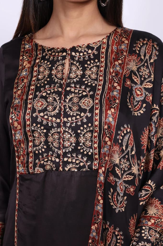 Black Floral Printed Satin Straight Kurta with Parallel Pant and Dupatta Set — photo 2
