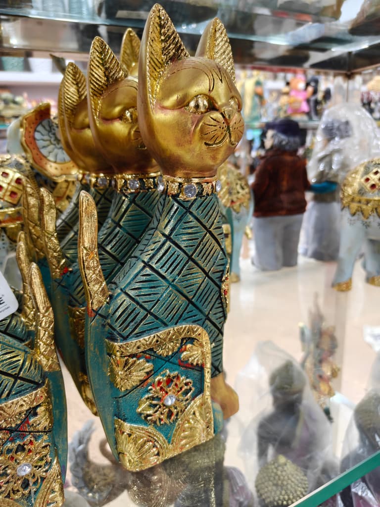 Gold Cat Statue | Decorative | Glass | Gold