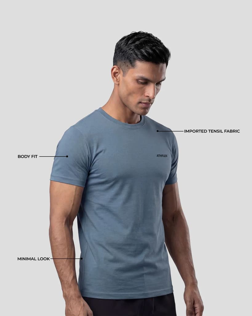 Muscle Fit T-Shirt — photo 4