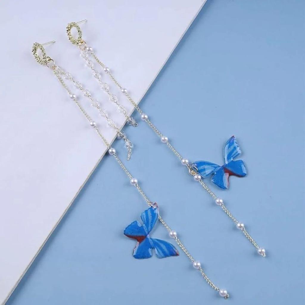 Butterfly Kisses – Pearl Drop Earrings — photo 4