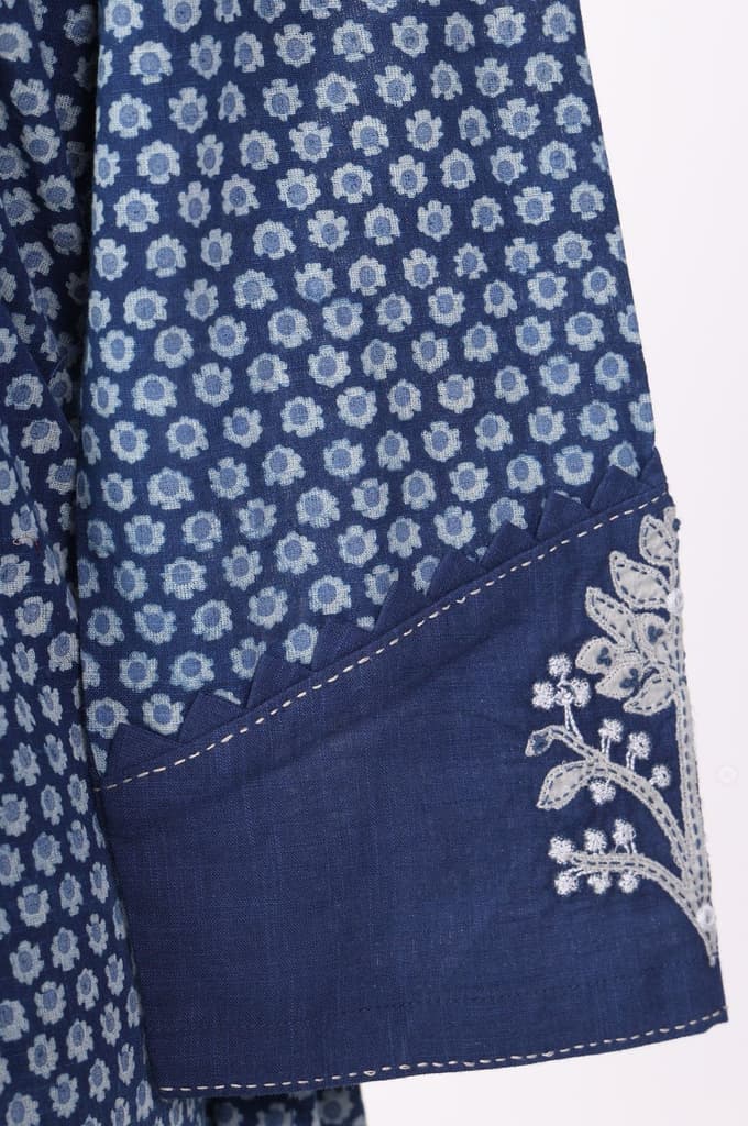 Blue Floral Thread Embroidered Pure Cotton Straight Kurta — photo 6