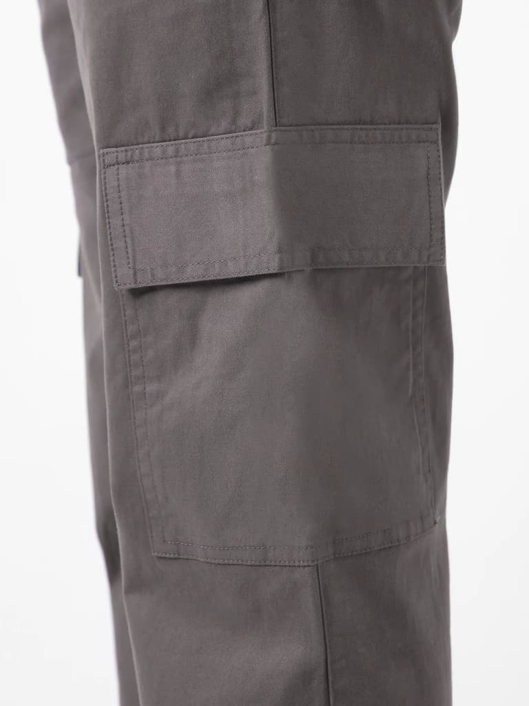 Men's Dark Grey Regular Fit Solid Cargo Chino Pant with 6 Pockets Stretchable — photo 5