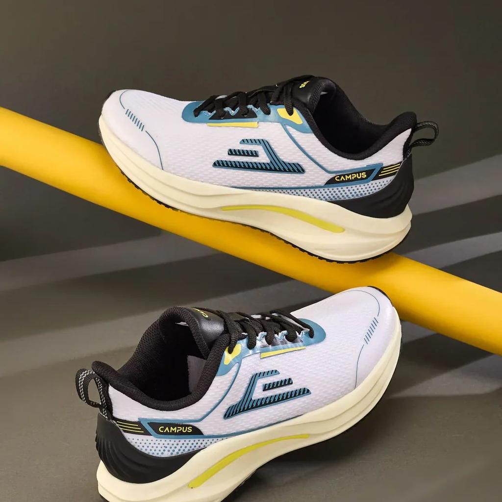 STRUT White Men's Running Shoes