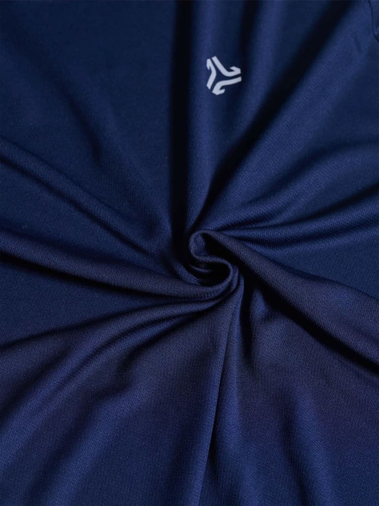 Men's Navy Solid Round Neck T-Shirt — photo 6