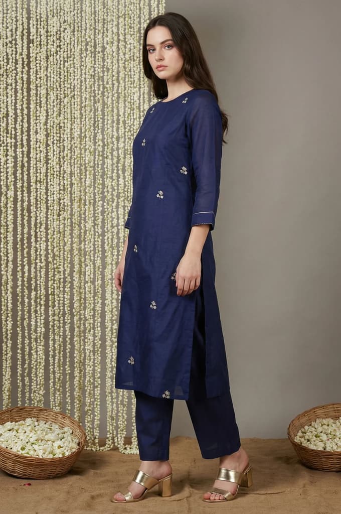 Navy Blue Zari Chanderi Straight Kurta with Straight Pant and Dupatta Set — photo 2