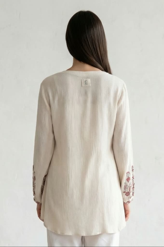 Off White Floral Embroidered Straight Top — photo 2