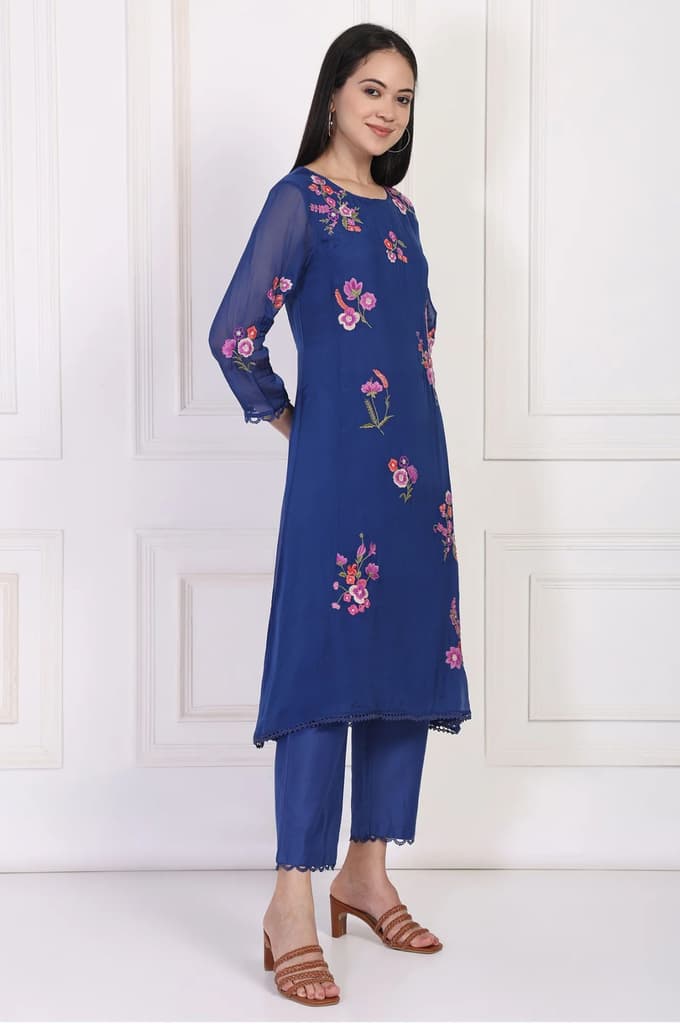 Blue Embroidered A-Line Organza Kurta with Straight Pant and Dupatta Set — photo 6